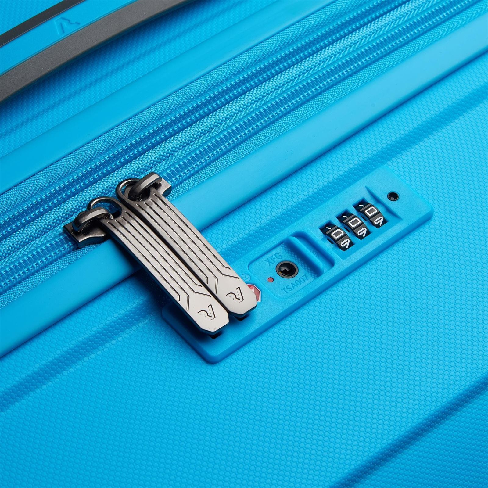 RONCATO MALETA CABINA MODELO BUTTERFLY AZUL CIELO - Imagen 6